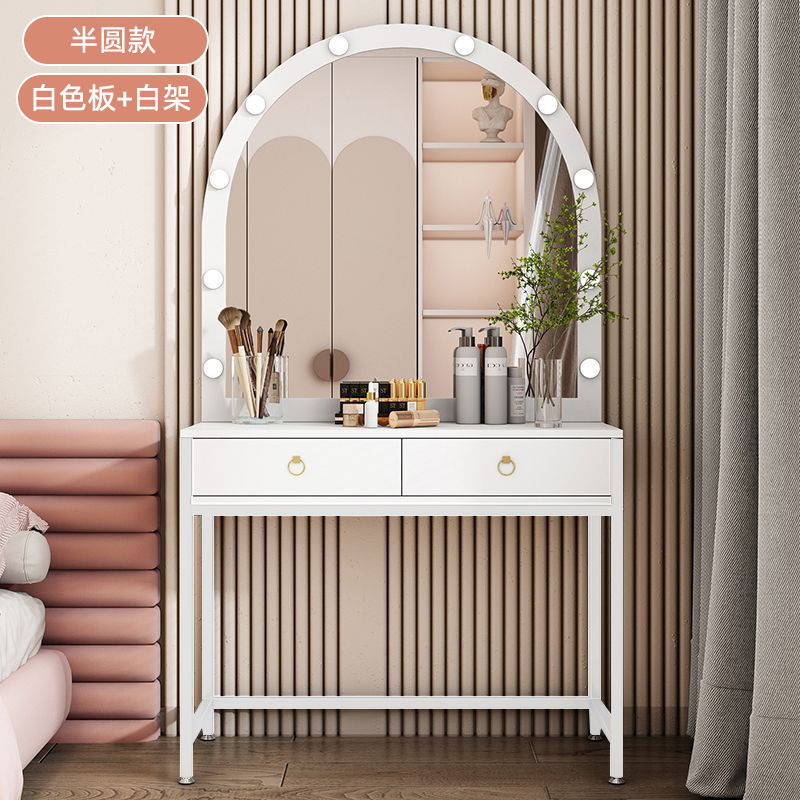 Studio makeup mirror with lamp – Beauty Makeup Bridal recenzja i cena